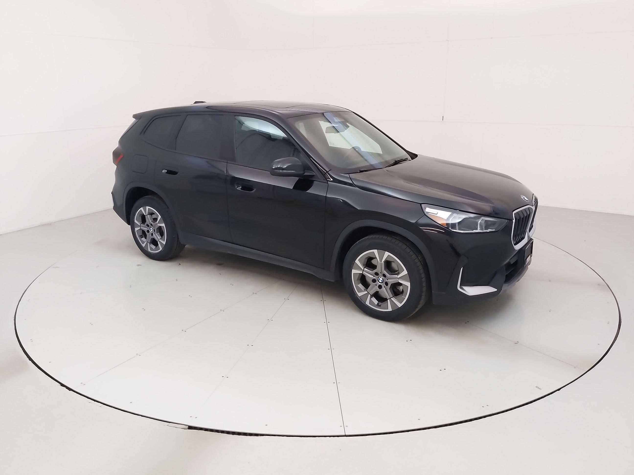 2025 BMW X1
