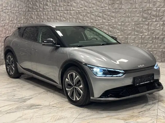 Kia EV6 AWD 77,4 kWh Plus Aut. ** 43.778km **