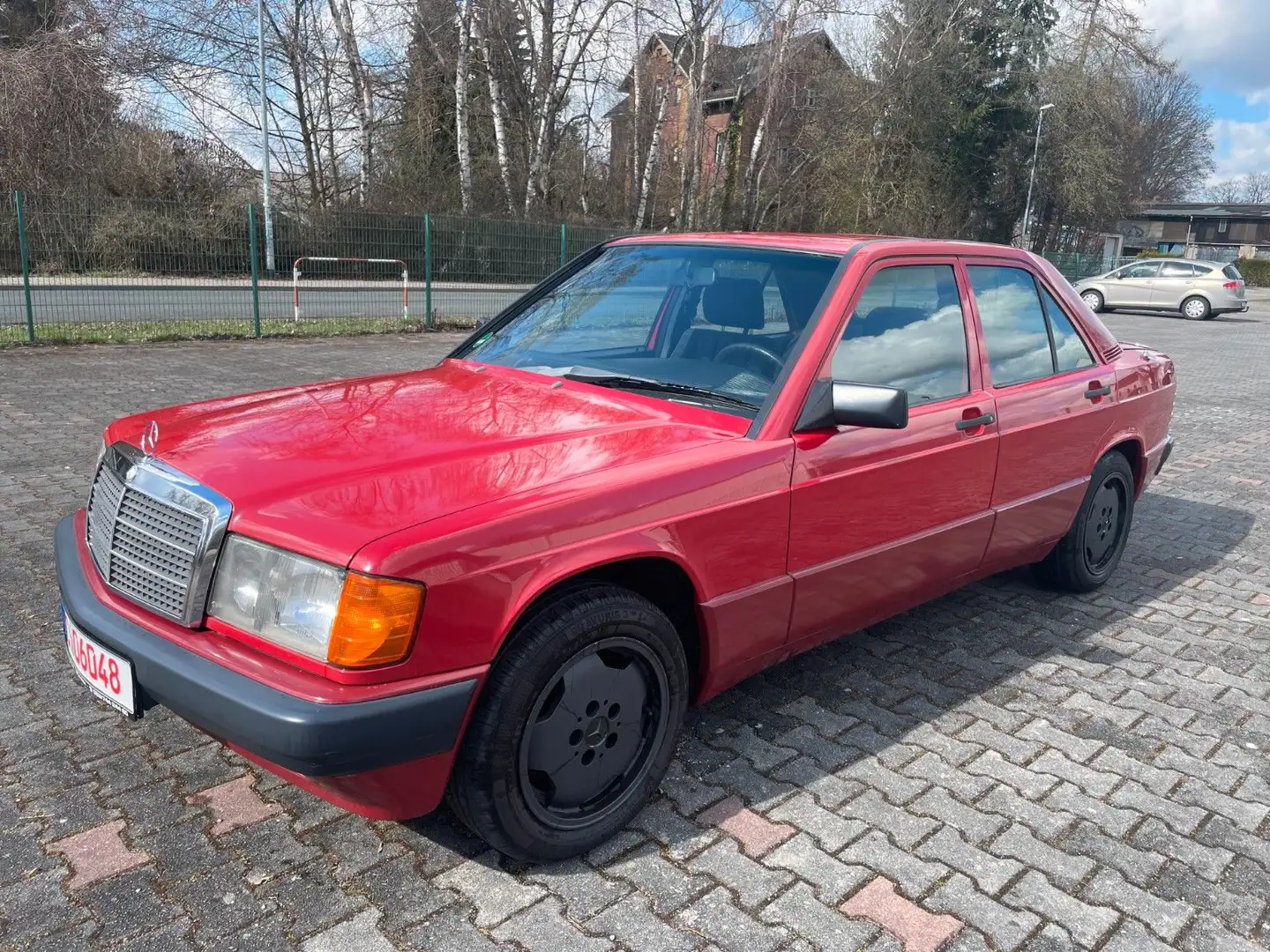 Mercedes-Benz 190 H-KENZEICHEN NEU TÜV Rojo - 1