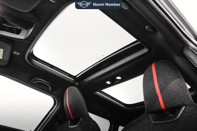 MINI Hatch view 9