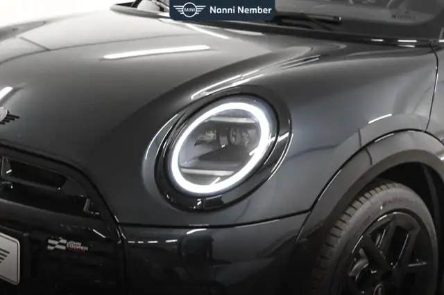 MINI Hatch view 5