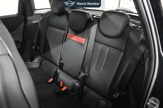 MINI Hatch view 14