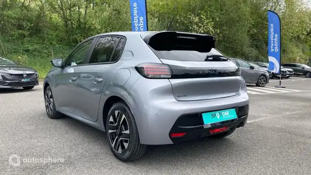 Peugeot 208 view 7