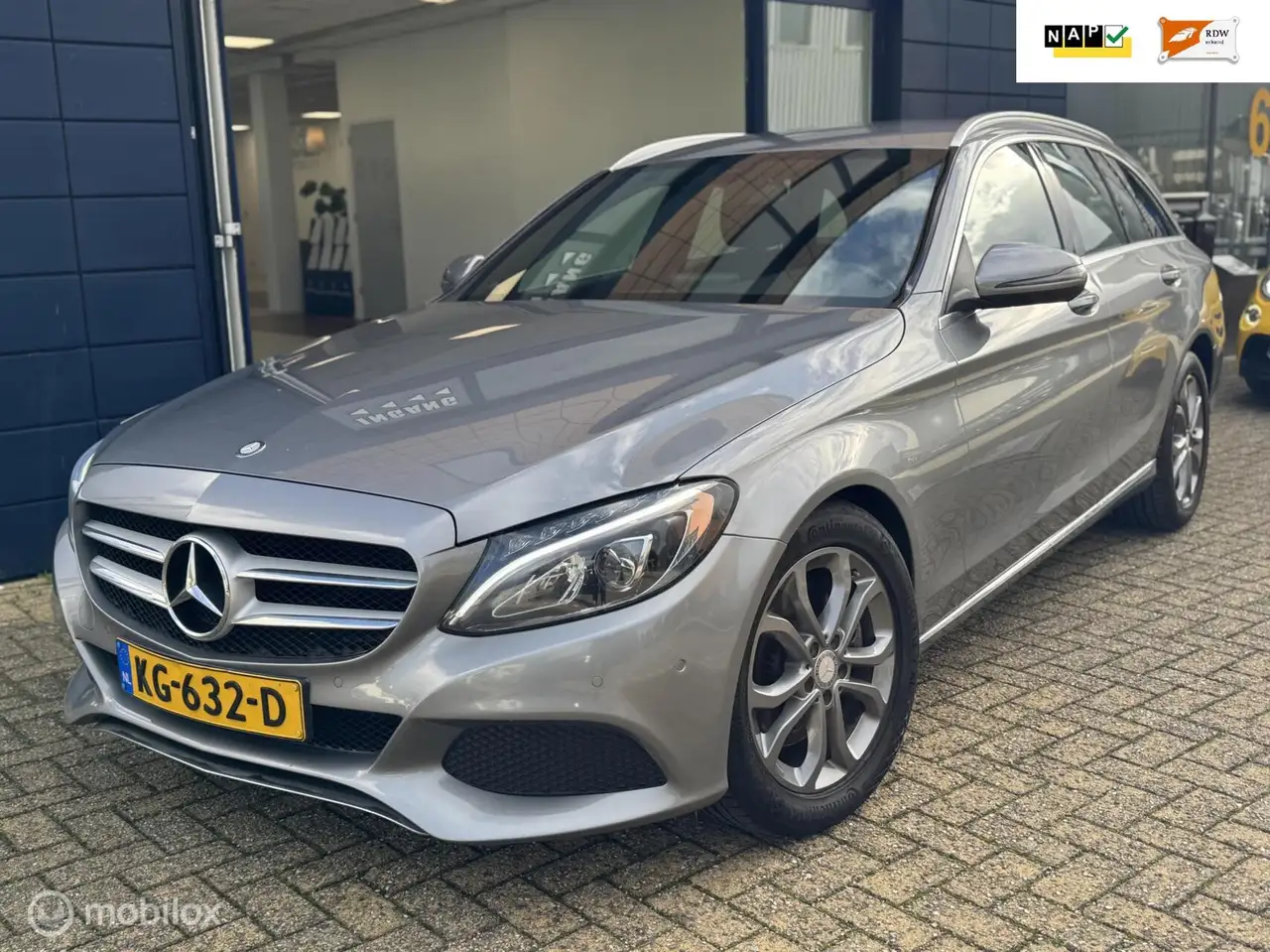 Mercedes-Benz C 300