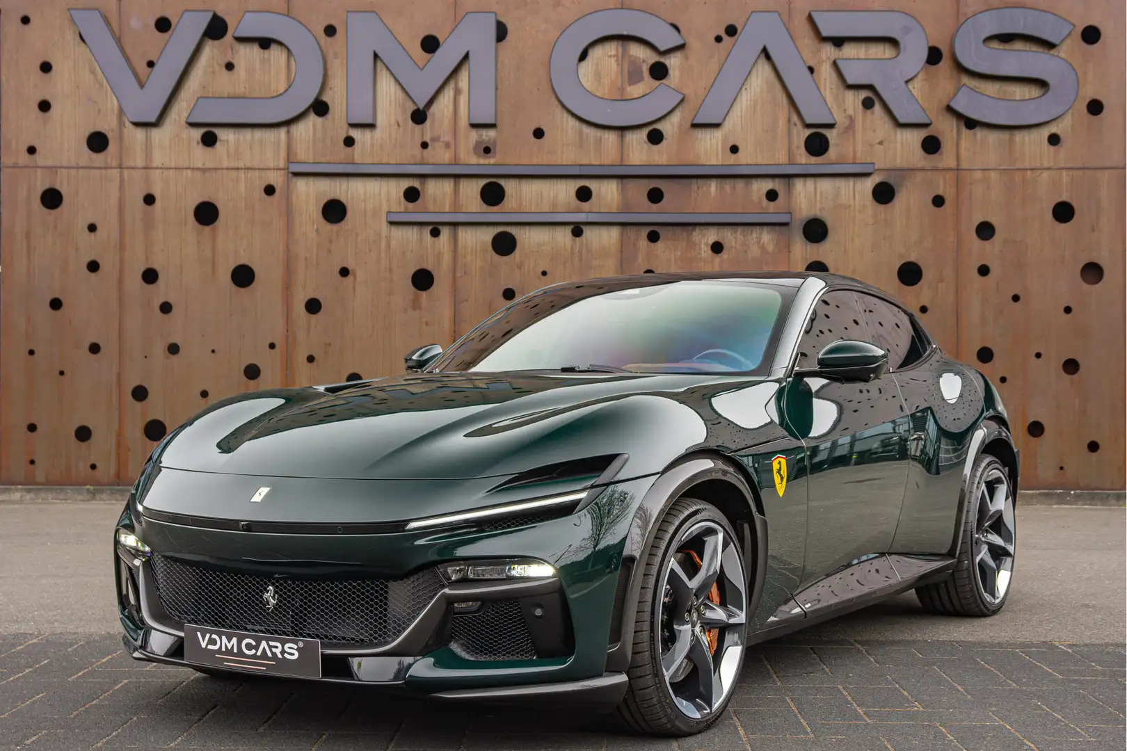 Ferrari Purosangue 6.5 V12 | CARBON (9x) | MASSAGE | PANO | STOCK | Verde - 1