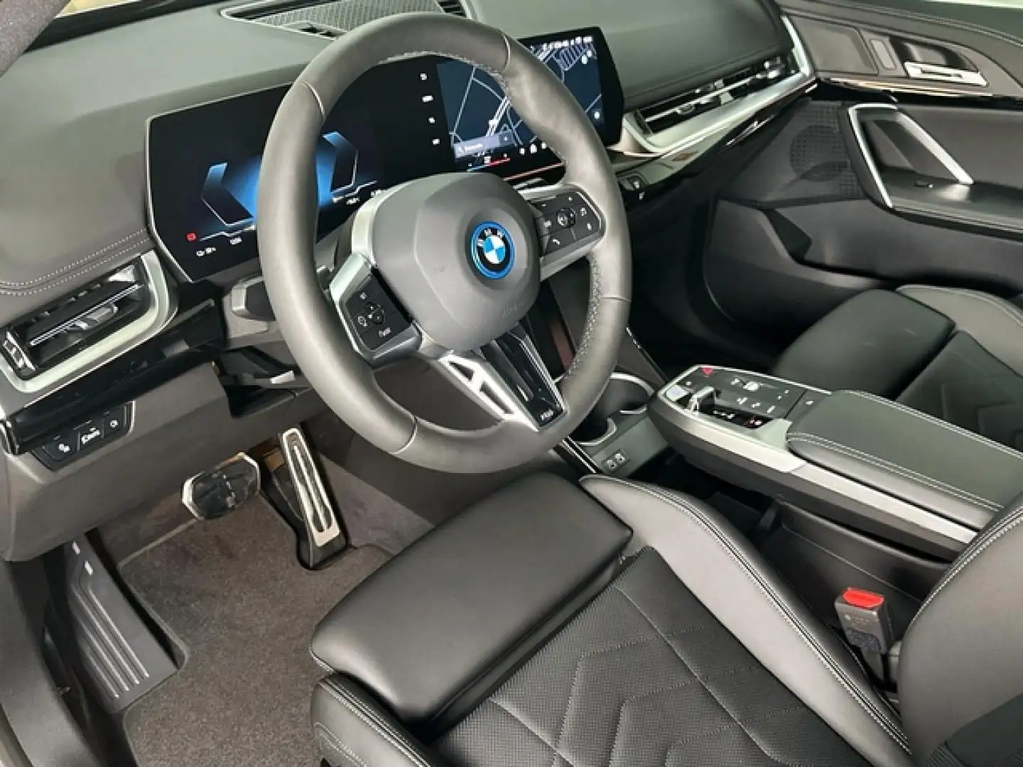 BMW iX1 eDrive20 Negro - 2