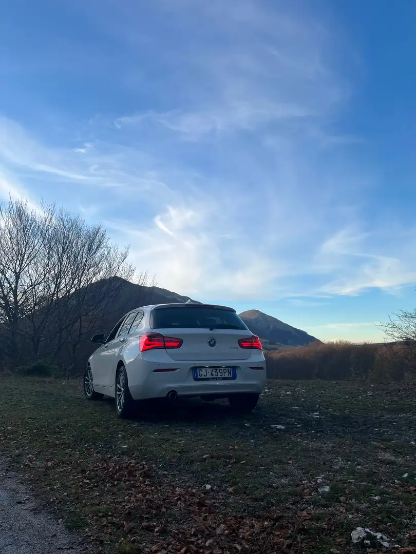 BMW 114 114d 5p Weiß - 1