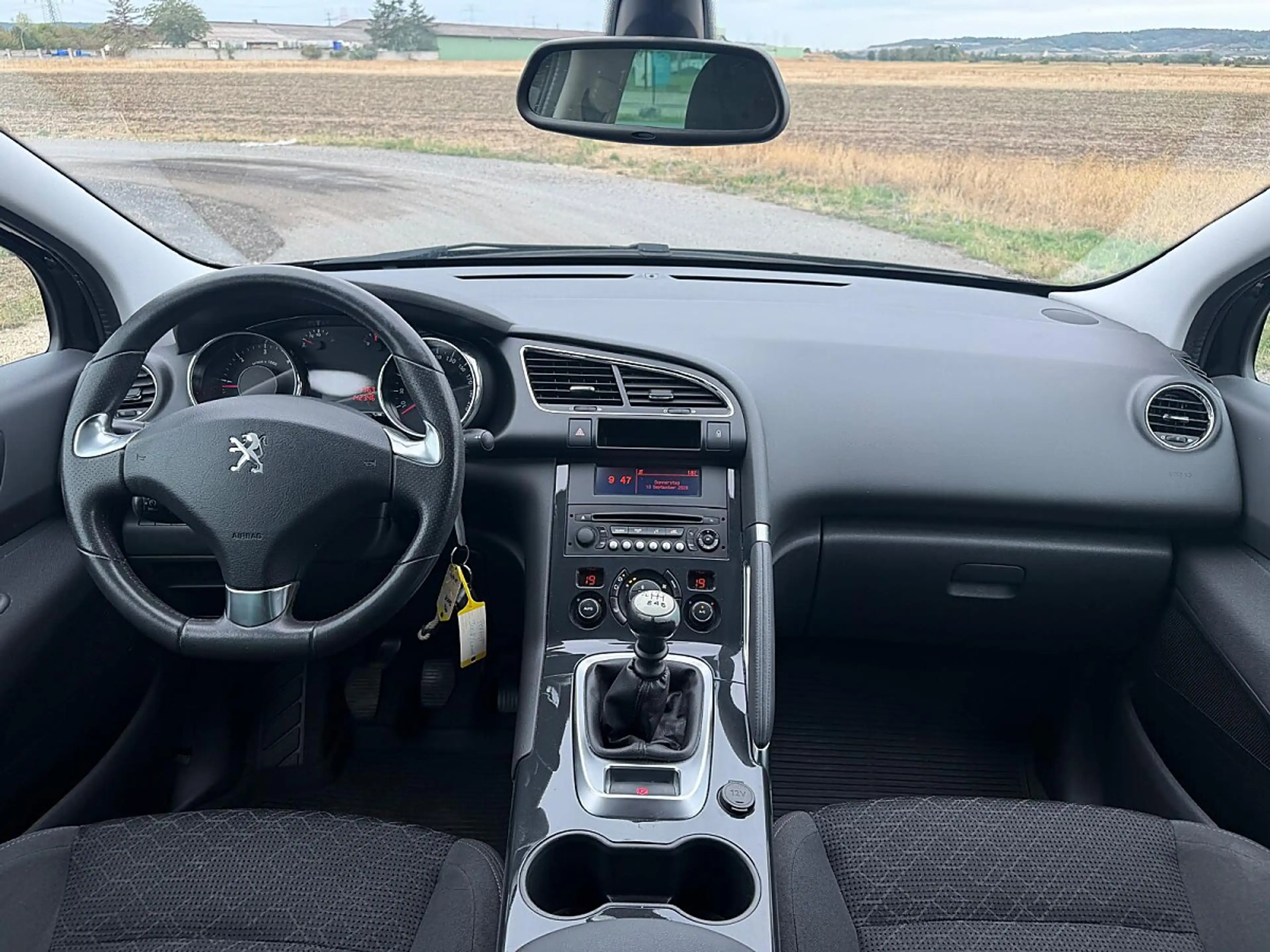 Peugeot 3008 1,6 BlueHDi 120 S&S 6-Gang ECO Style — photo 11