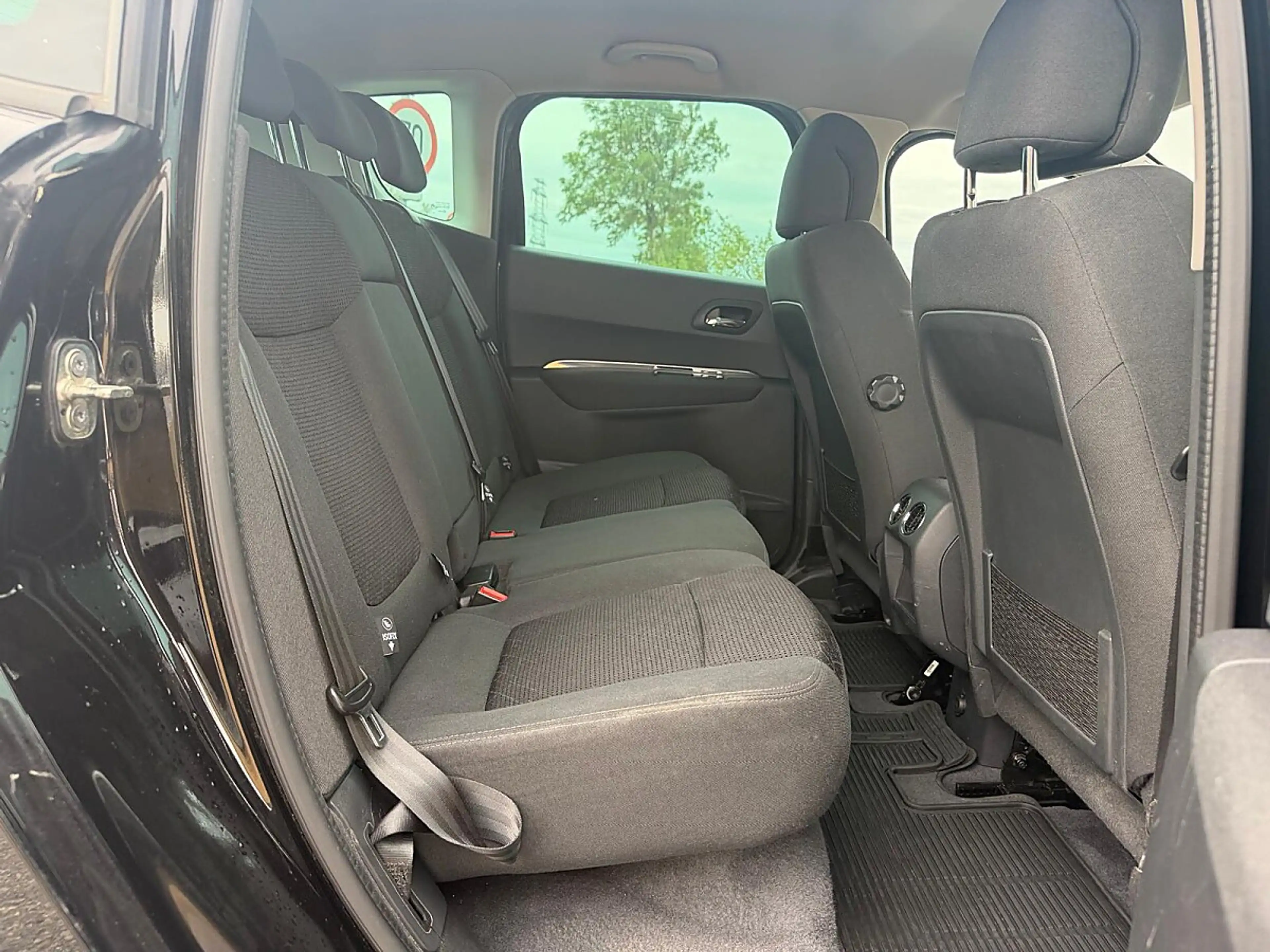 Peugeot 3008 1,6 BlueHDi 120 S&S 6-Gang ECO Style — photo 14