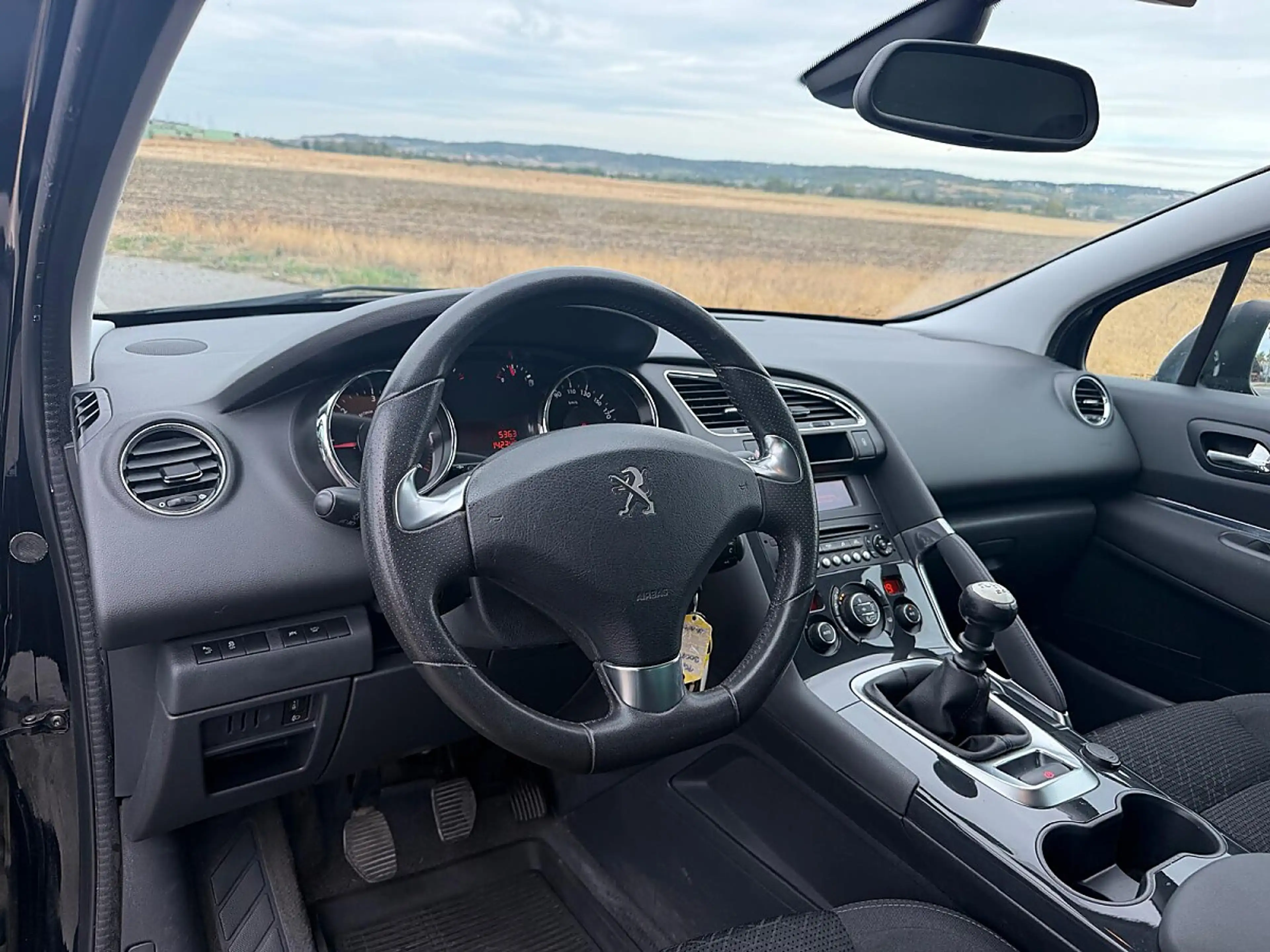 Peugeot 3008 1,6 BlueHDi 120 S&S 6-Gang ECO Style — photo 10