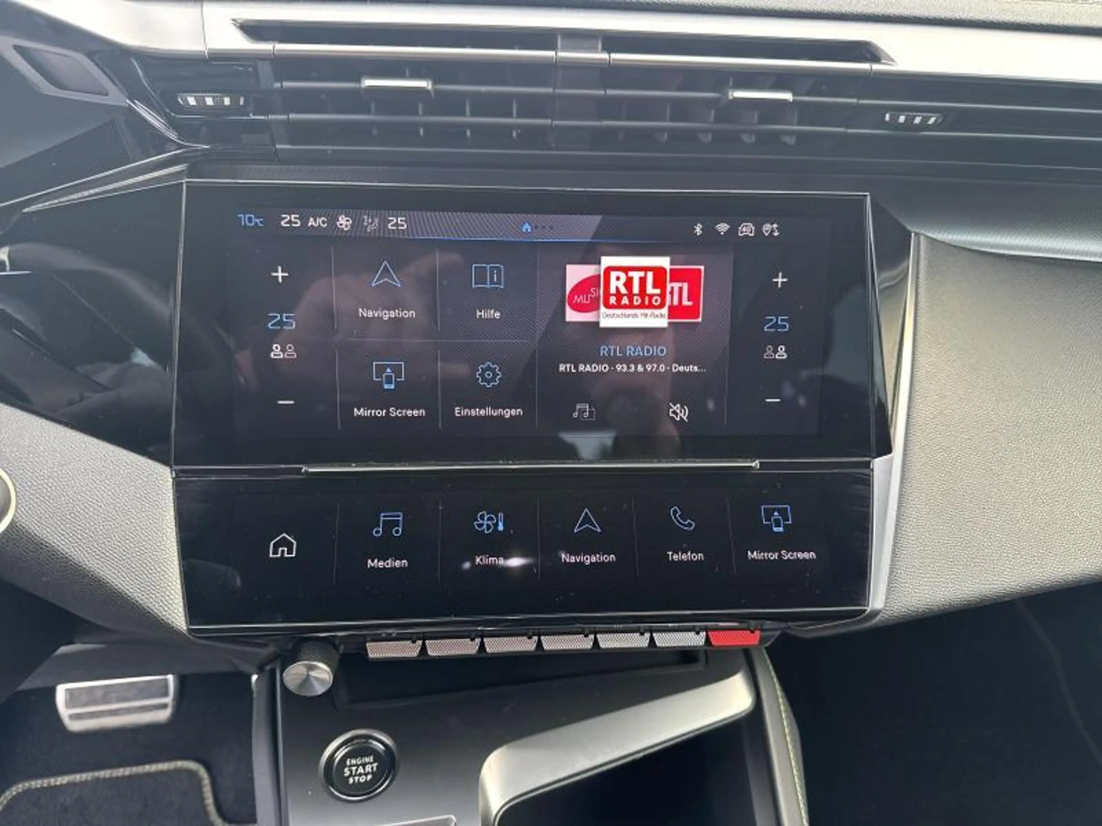 Peugeot 308 GT — photo 10