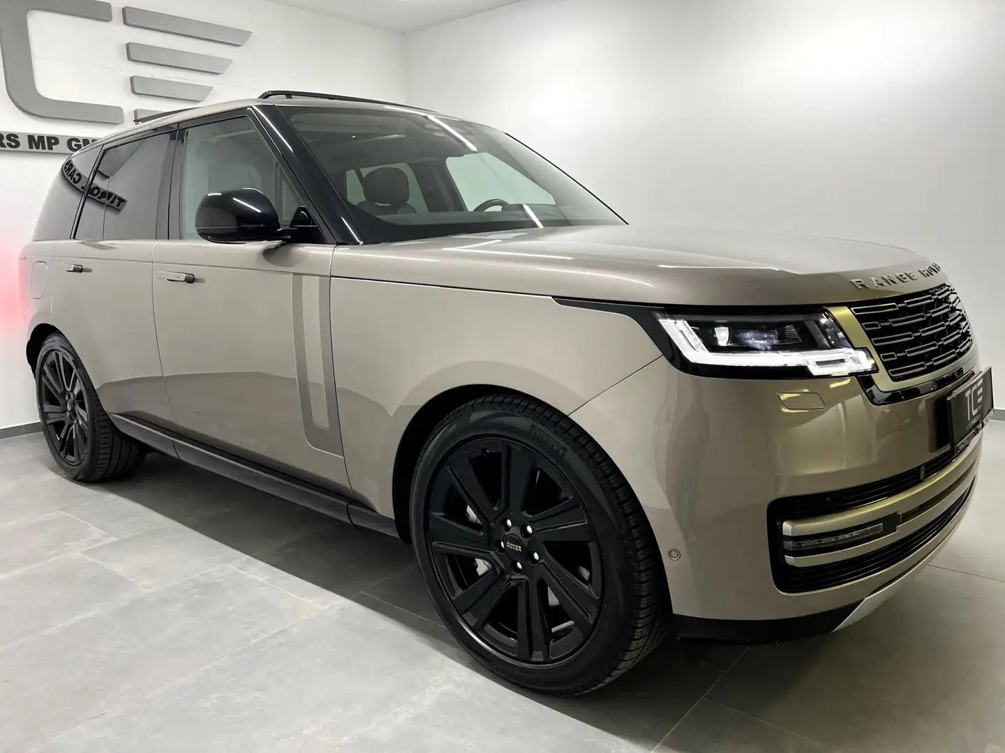 Land Rover Range Rover HSE P440e, Pano, ACC, Sitzklima, ... Gold - 2