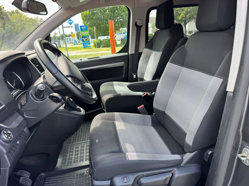 Citroen Spacetourer Vanster  Feel M 2,0 l — photo 8