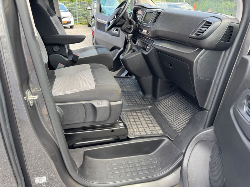 Citroen Spacetourer Vanster  Feel M 2,0 l — photo 13