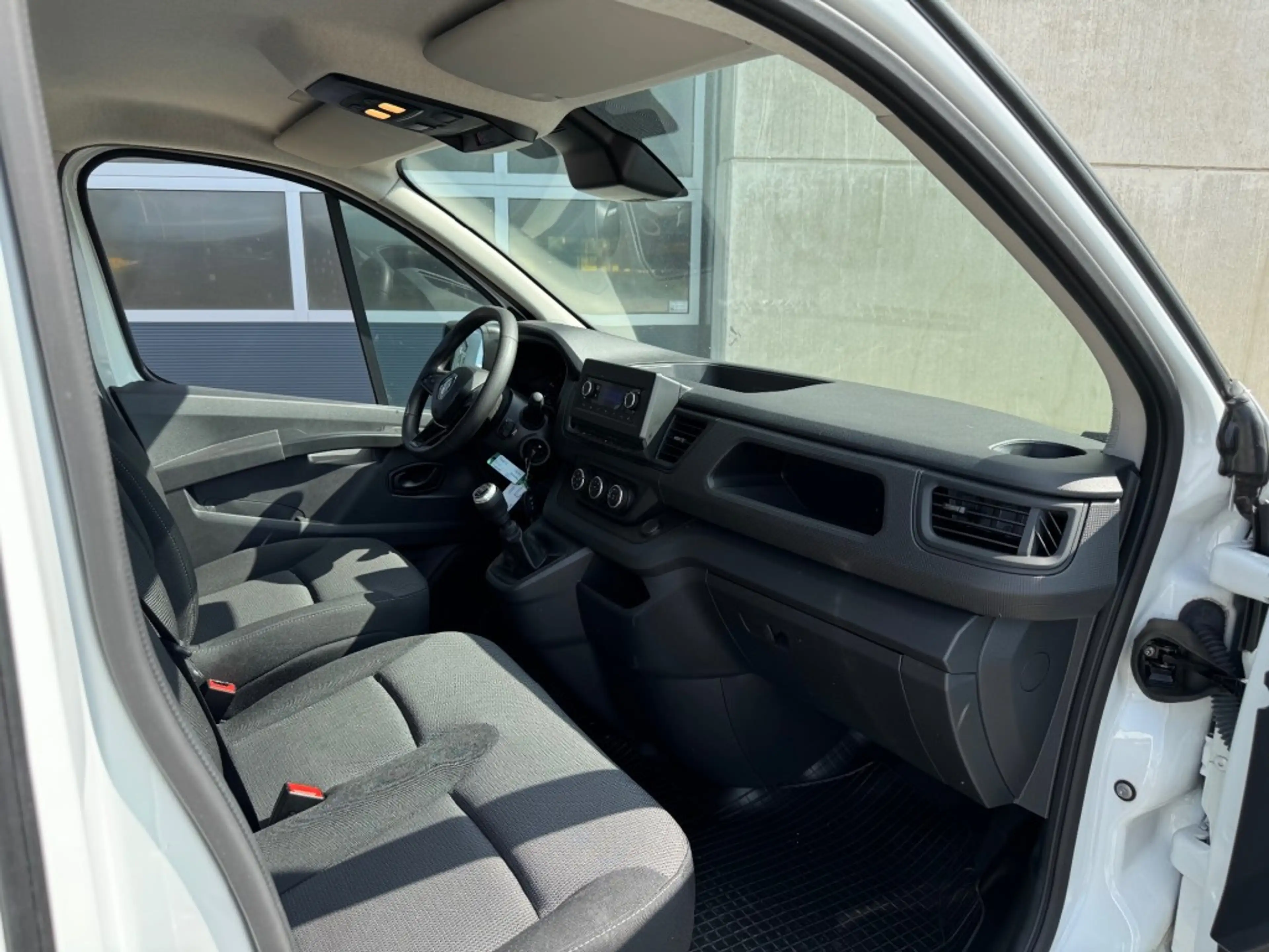 Renault Trafic 2.0 D 130pk  L1H1 - betimmering — photo 6