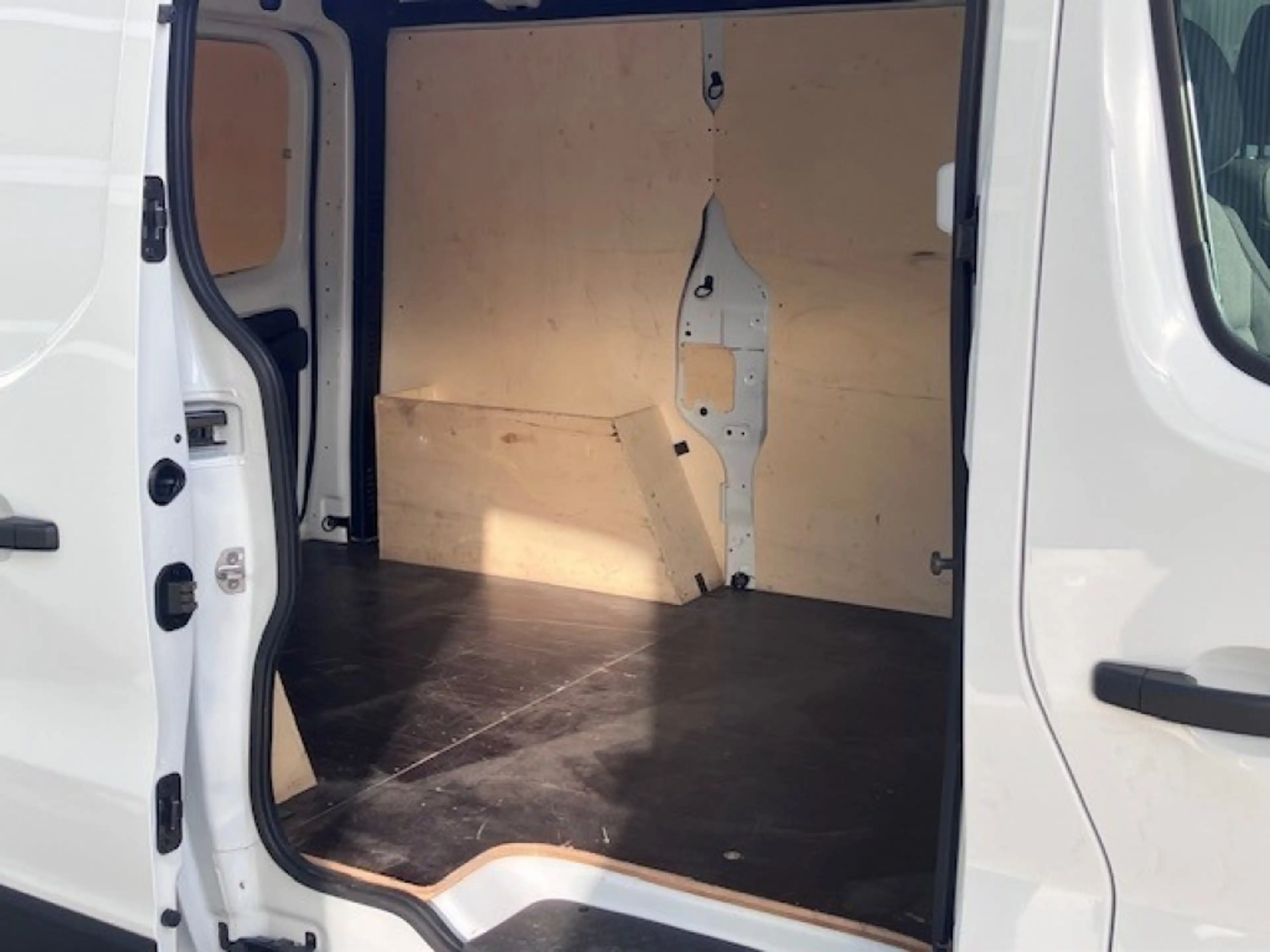 Renault Trafic 2.0 D 130pk  L1H1 - betimmering — photo 14