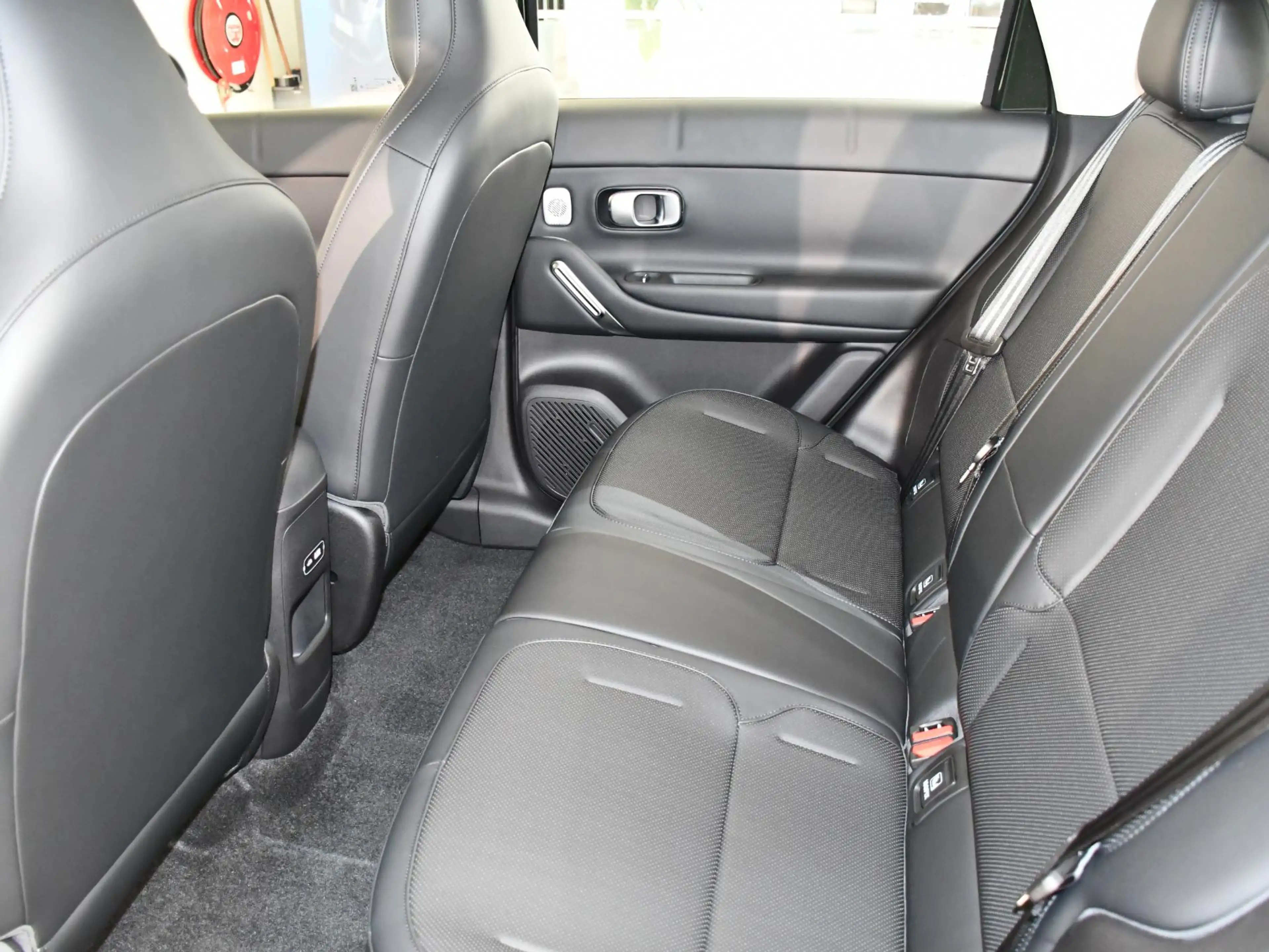Leapmotor B03X ProMax Design 53 kWh | Voorraad | Apple Carplay/An — photo 9