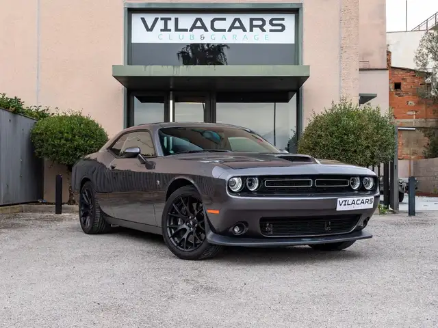 Dodge Challenger R/T Scat Pack Widebody