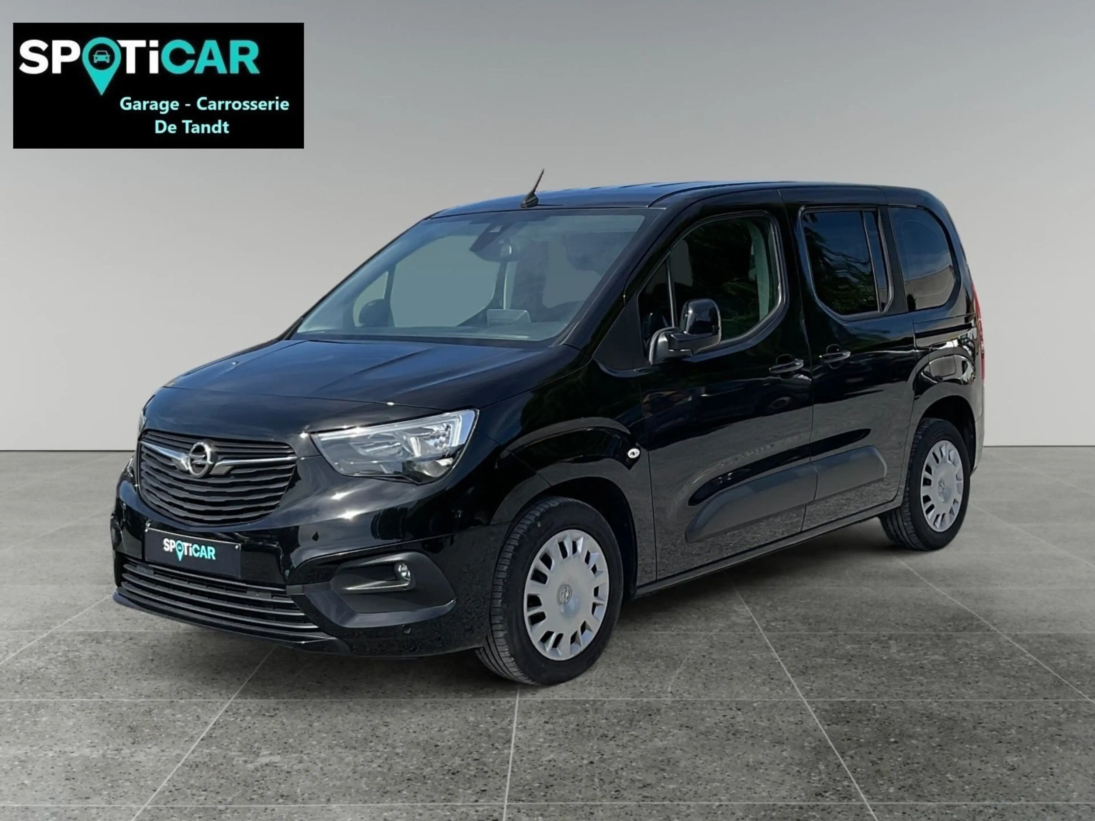 Opel Combo Elegance 1.2 Benzine Turbo 110 Pk M6 ! GPS,Camera& sensoren,...
