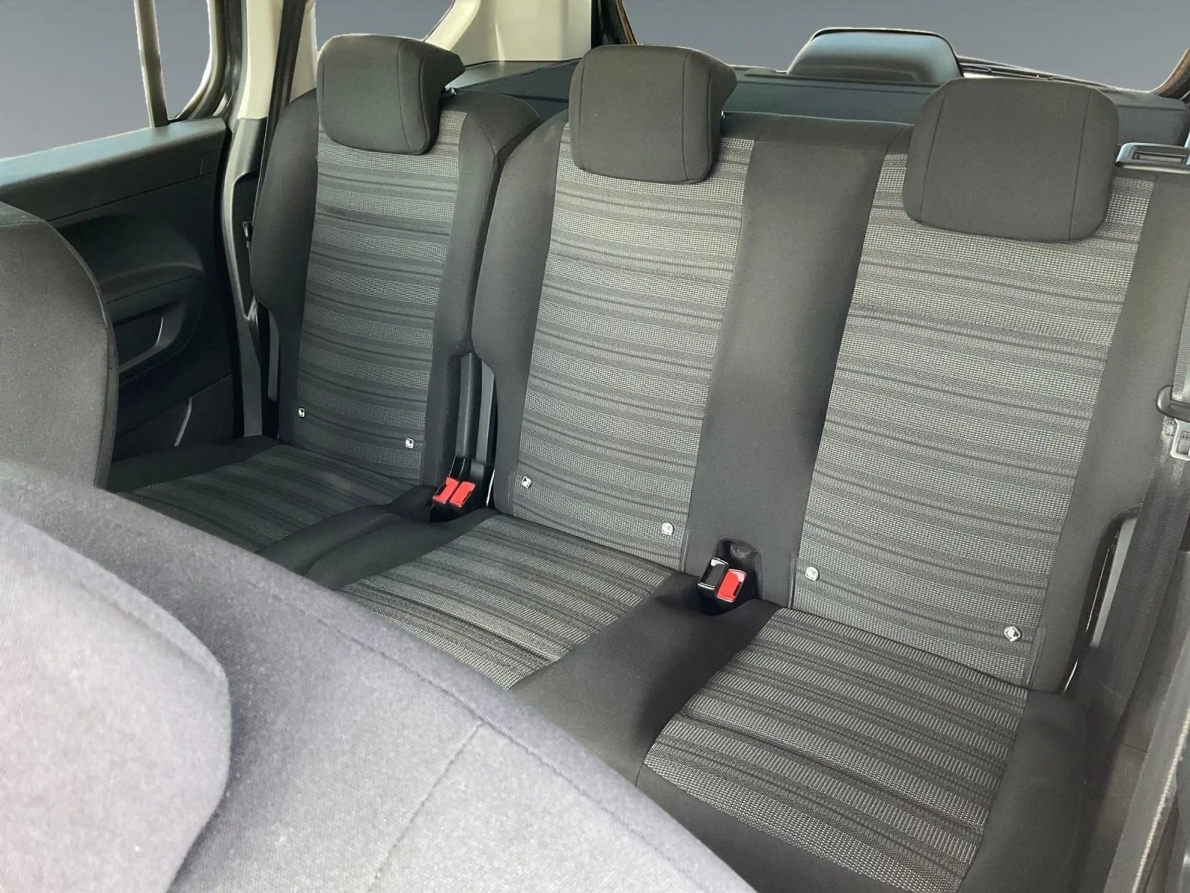 Opel Combo Elegance 1.2 Benzine Turbo 110 Pk M6 ! GPS,Camera& sensoren,... — photo 12