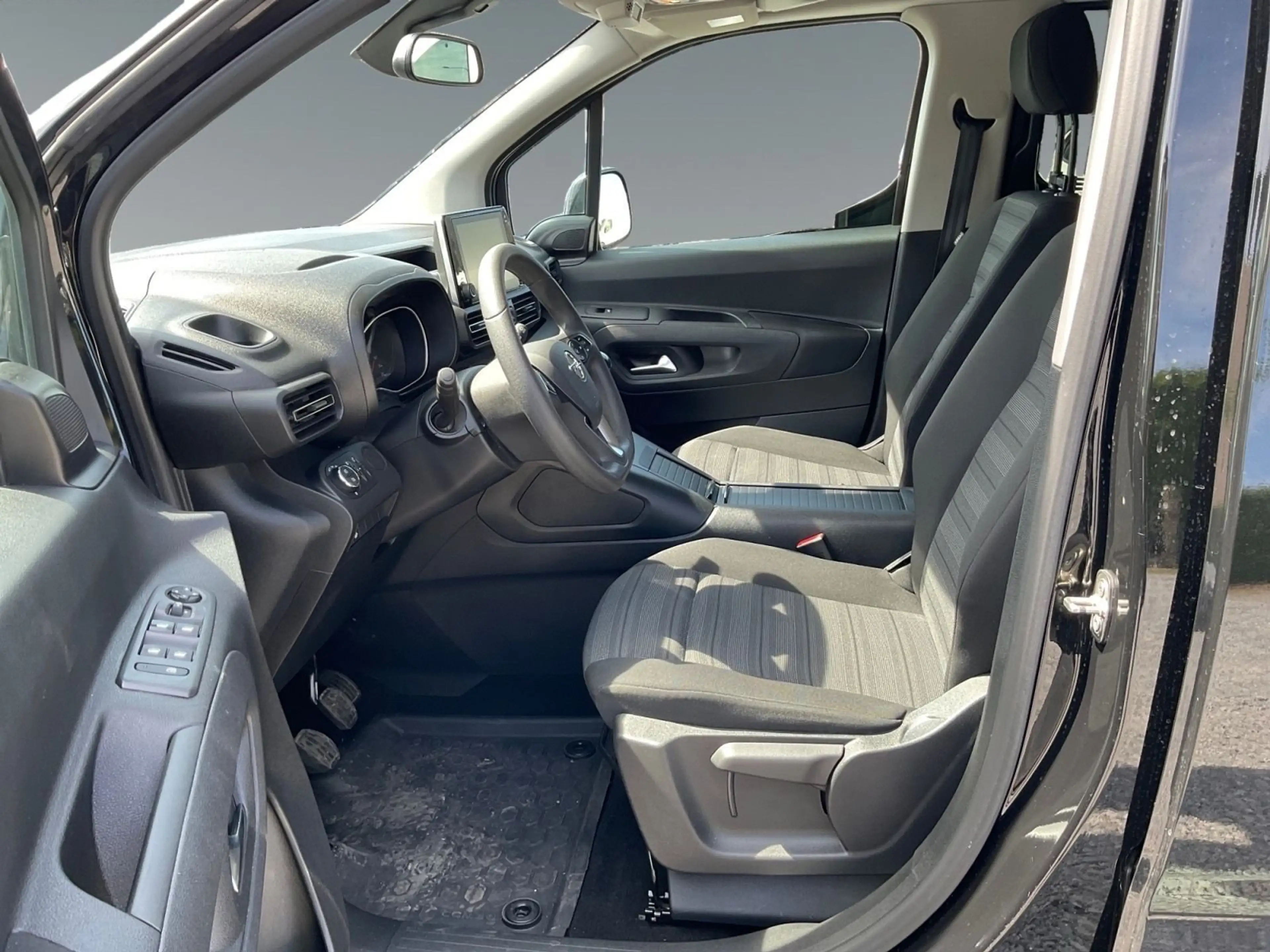 Opel Combo Elegance 1.2 Benzine Turbo 110 Pk M6 ! GPS,Camera& sensoren,... — photo 10
