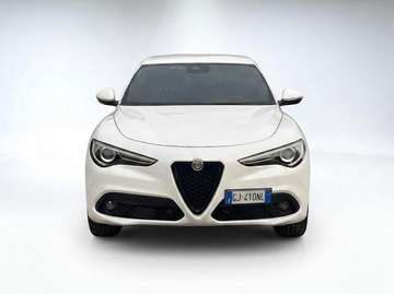 Stelvio 2.2 t Executive Q4 210cv auto