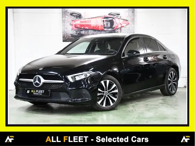 Mercedes-Benz A 250 BERLINE - Luxury Line, Toit Ouvrant, Cuir, CarPlay