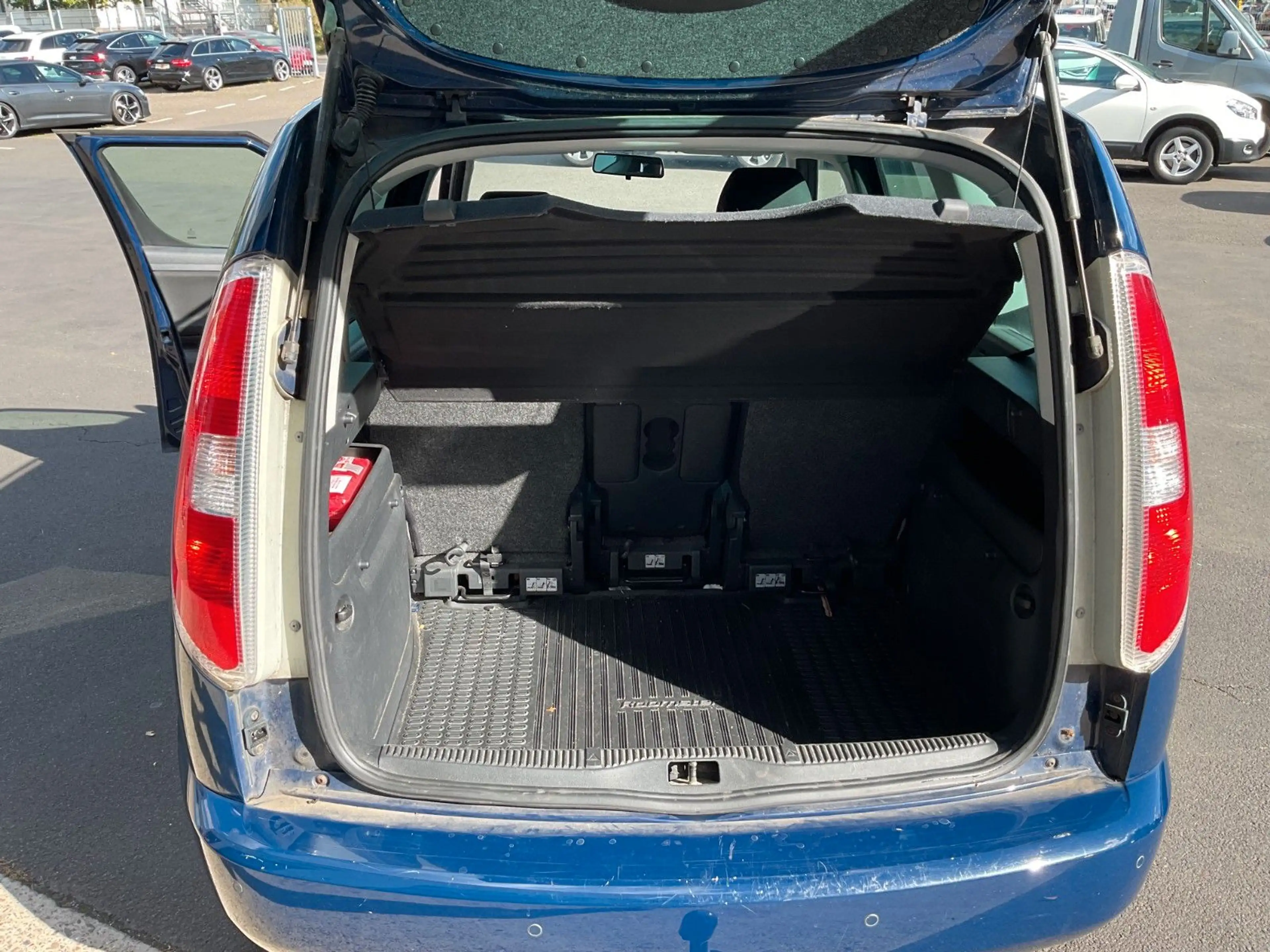Skoda Roomster 1.2 TSI Automatik Klima AHK PDC Xenon — photo 11