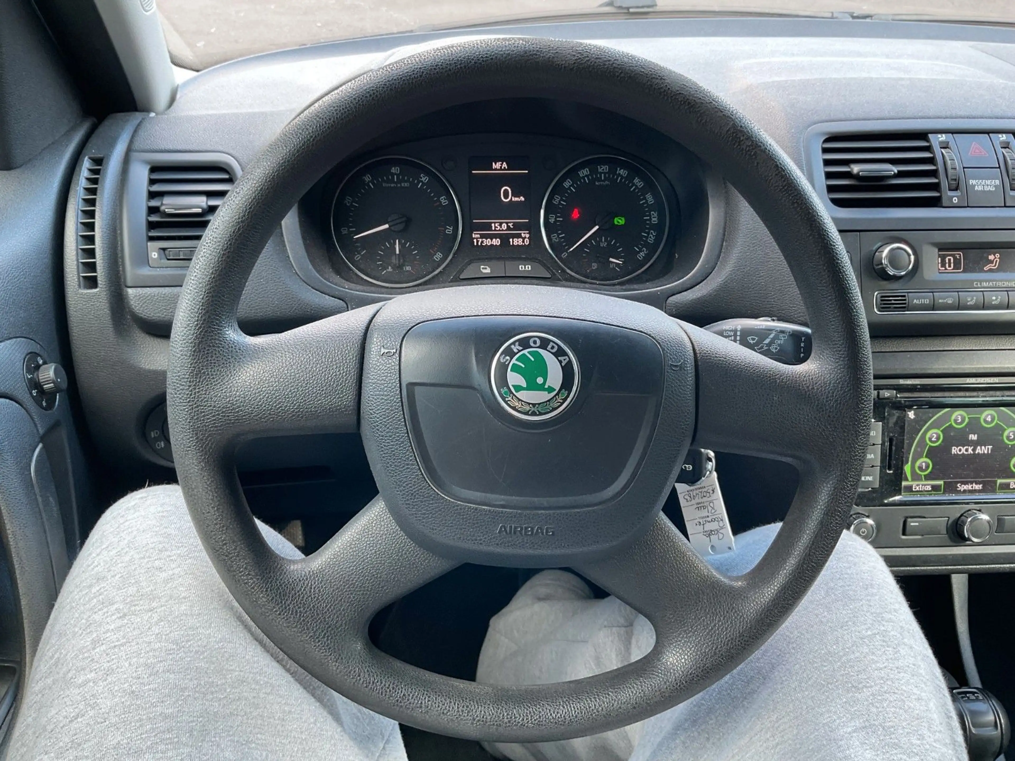 Skoda Roomster 1.2 TSI Automatik Klima AHK PDC Xenon — photo 14