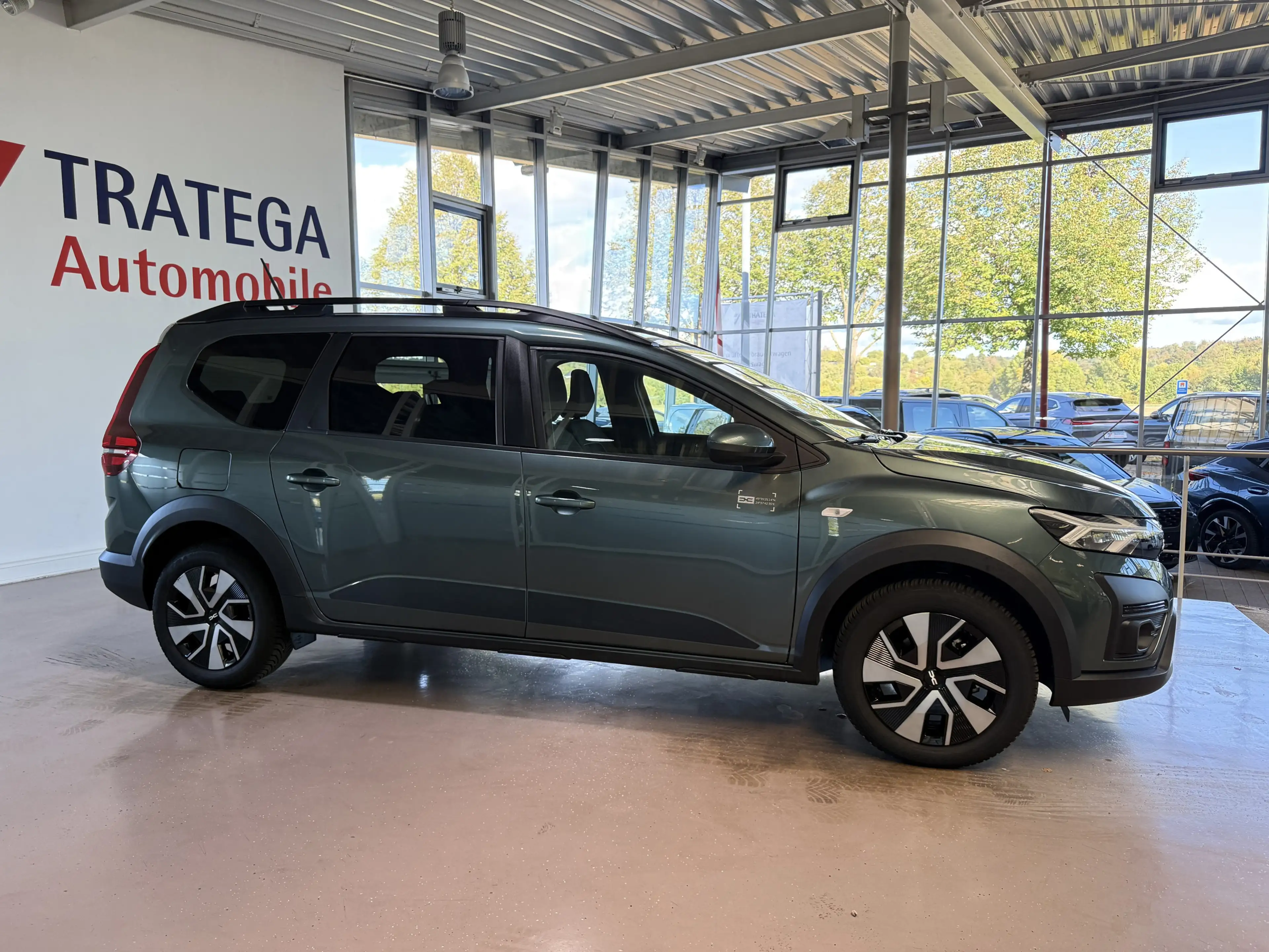 Dacia Jogger Eco-G 100 Expression 7-Sitzer Navi SH — photo 9