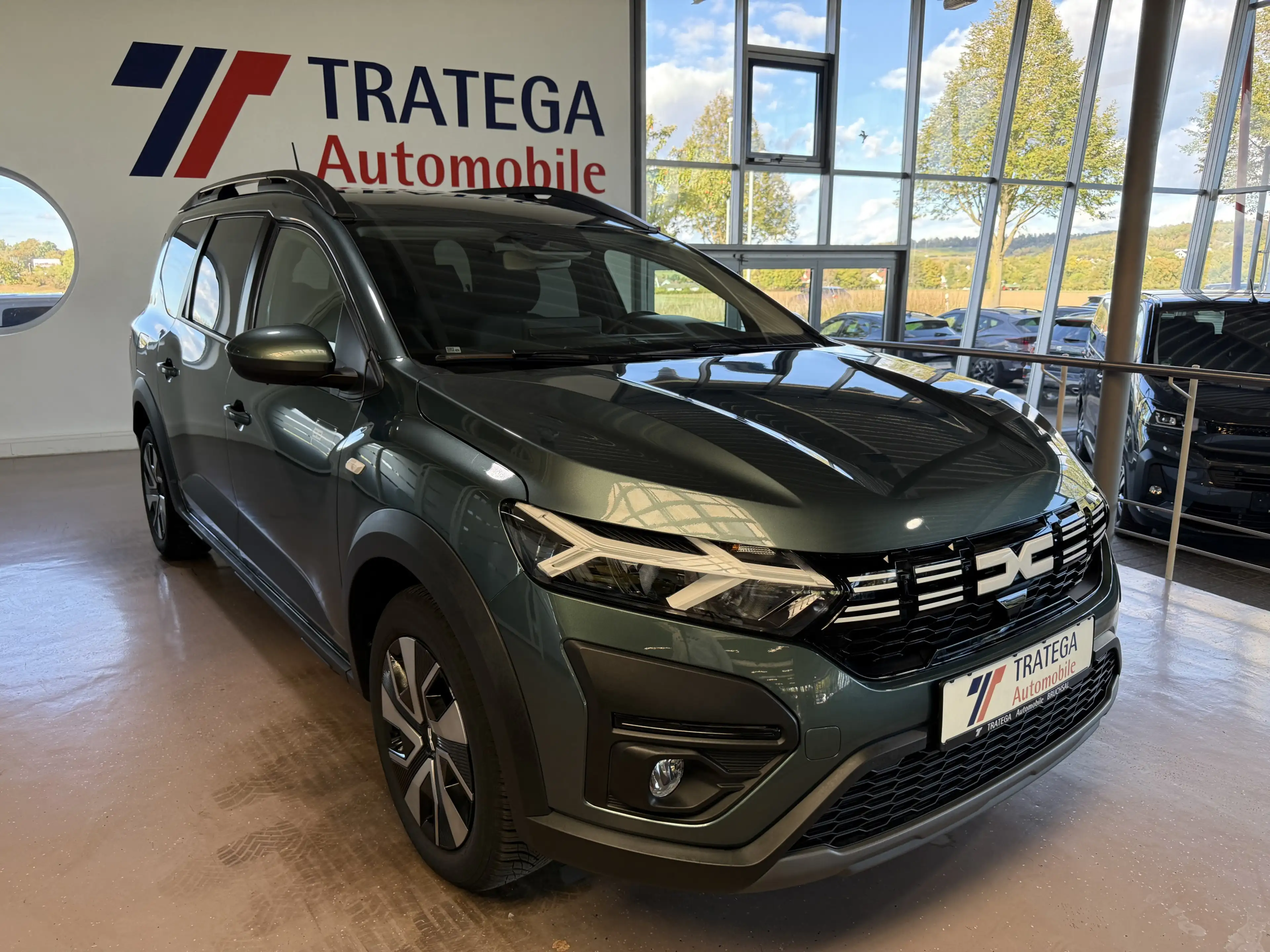 Dacia Jogger Eco-G 100 Expression 7-Sitzer Navi SH — photo 4