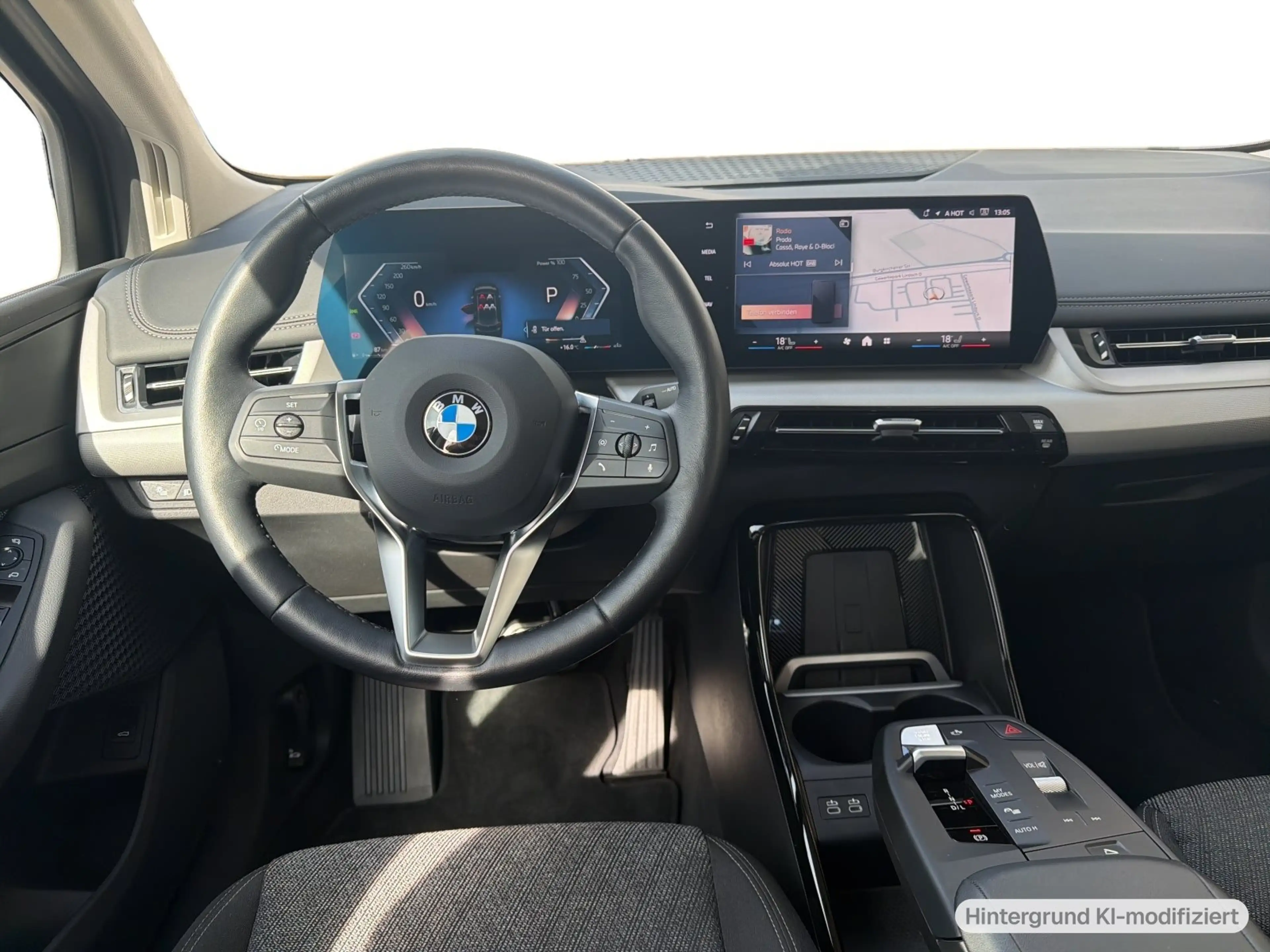 BMW 220 i Active Tourer SHZ LED AHK — photo 9