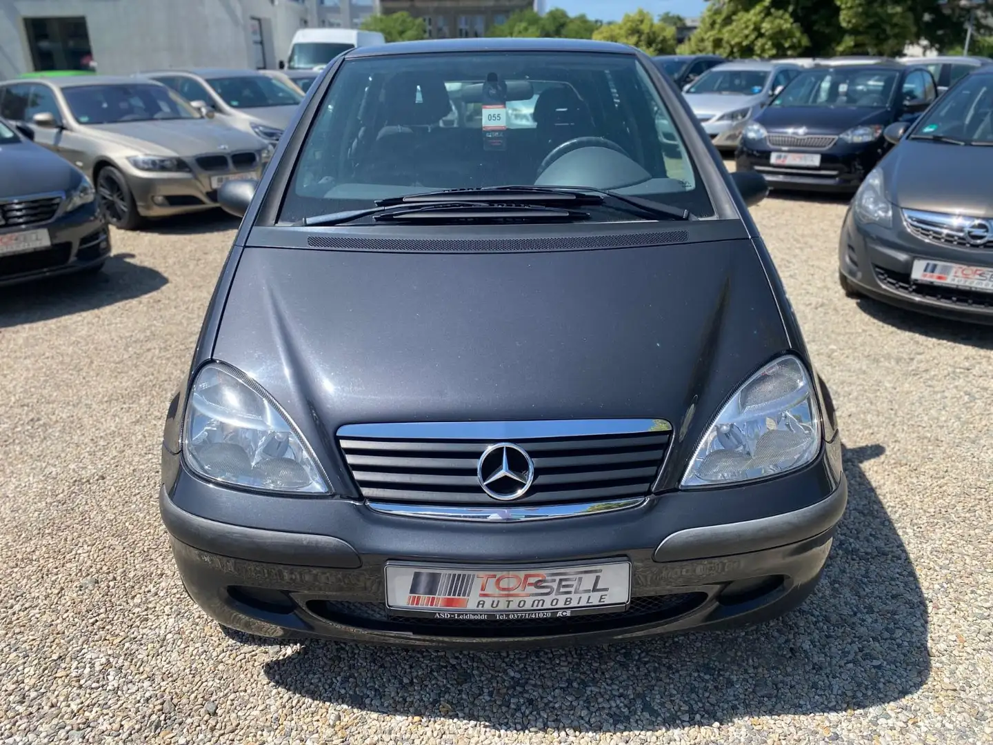Mercedes-Benz A 140 CLASSIC 2.Hand Klima TÜV.06.26 AHK Noir - 2