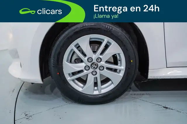Toyota Yaris view 11