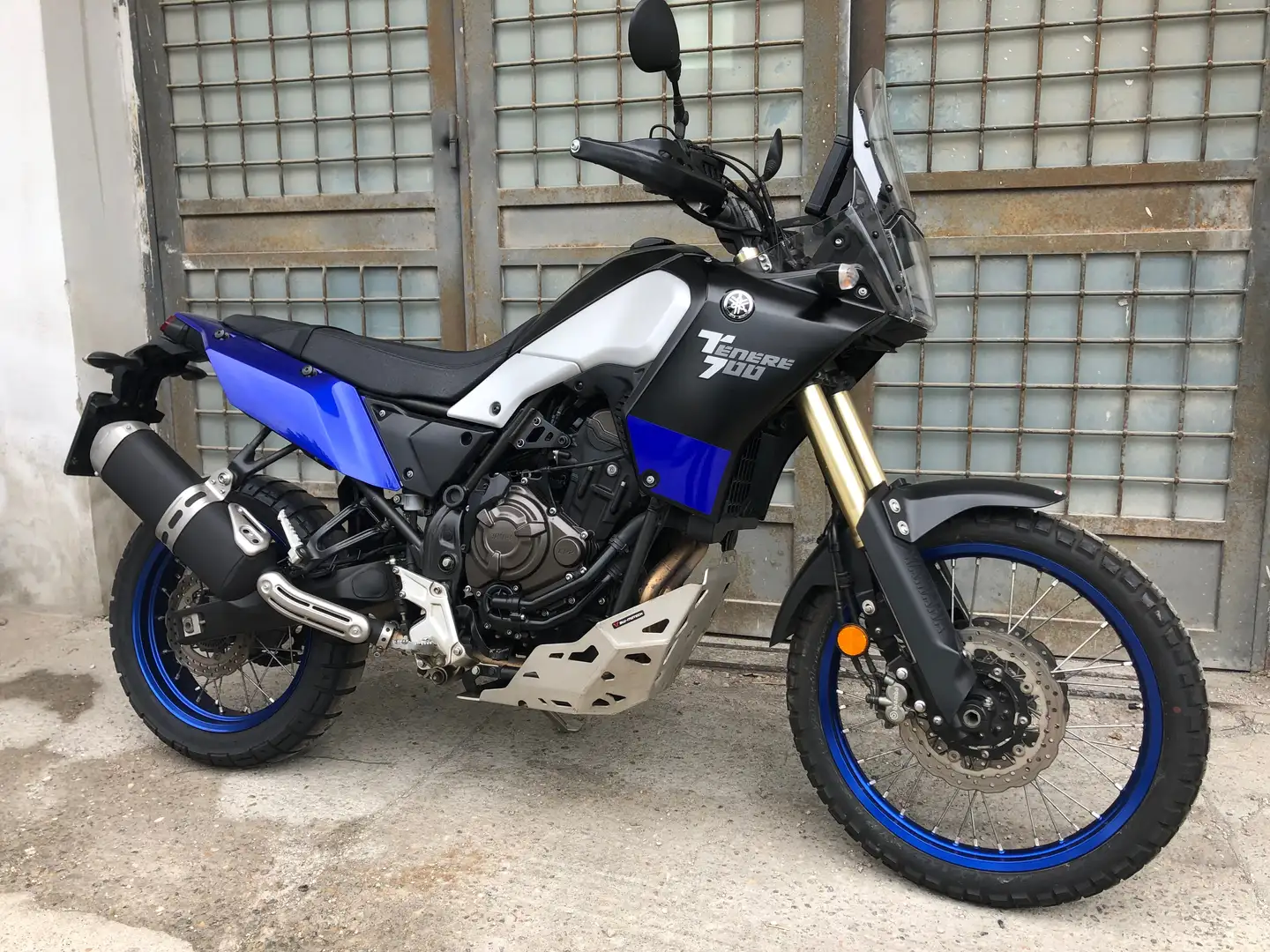 Yamaha Ténéré 700 Azul - 1