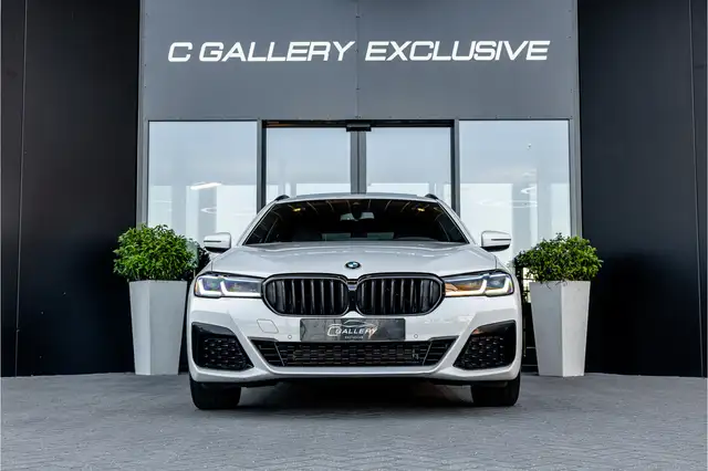 BMW 5 Series view 2