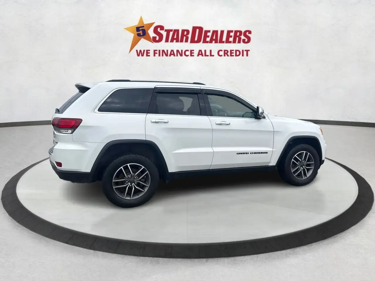 Jeep Grand Cherokee снимка Jeep Grand Cherokee