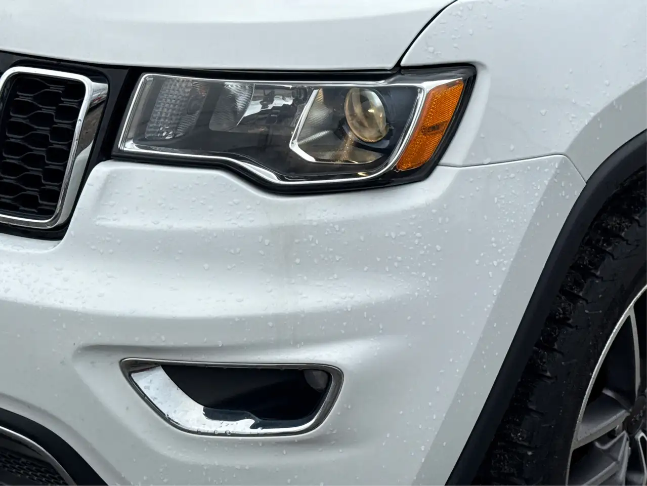 Jeep Grand Cherokee снимка Jeep Grand Cherokee