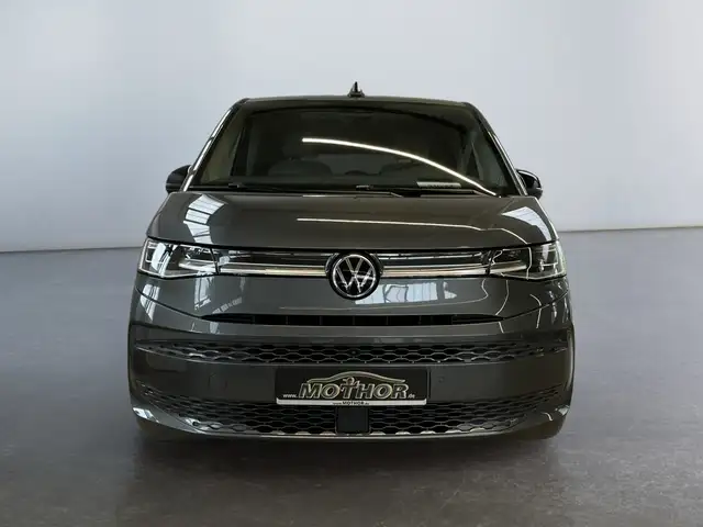 Volkswagen Multivan view 6