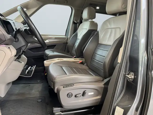 Volkswagen Multivan view 7