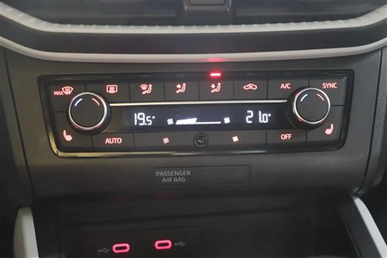 SEAT Arona 1.0 TSI 40TH ANNIVERSARY, миниатюра 14