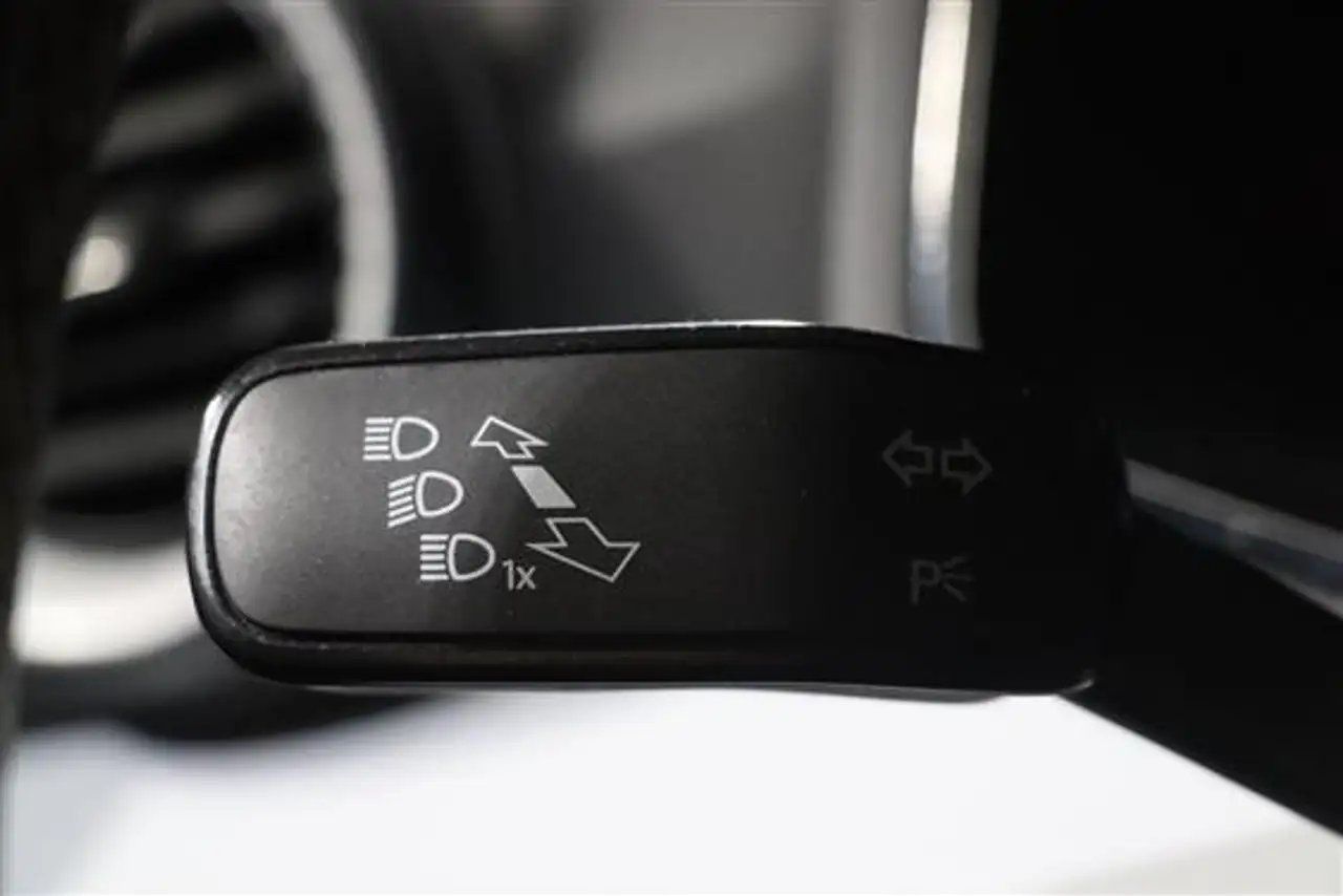 SEAT Arona 1.0 TSI 40TH ANNIVERSARY, миниатюра 17