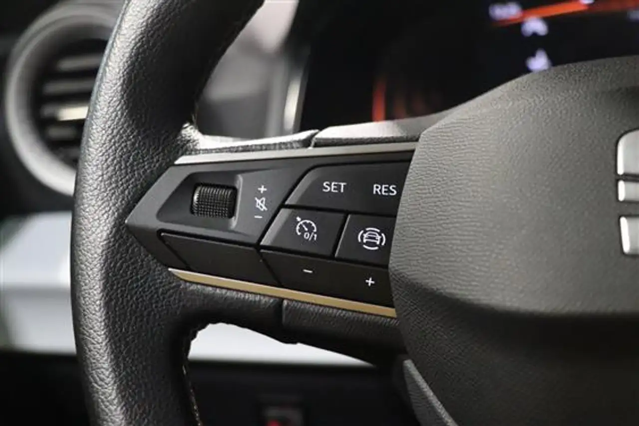 SEAT Arona 1.0 TSI 40TH ANNIVERSARY, миниатюра 15