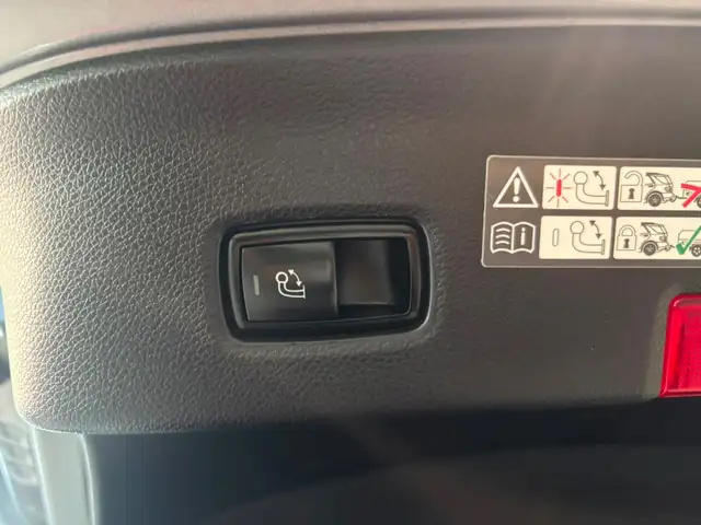 Mercedes-Benz Gle Class view 10