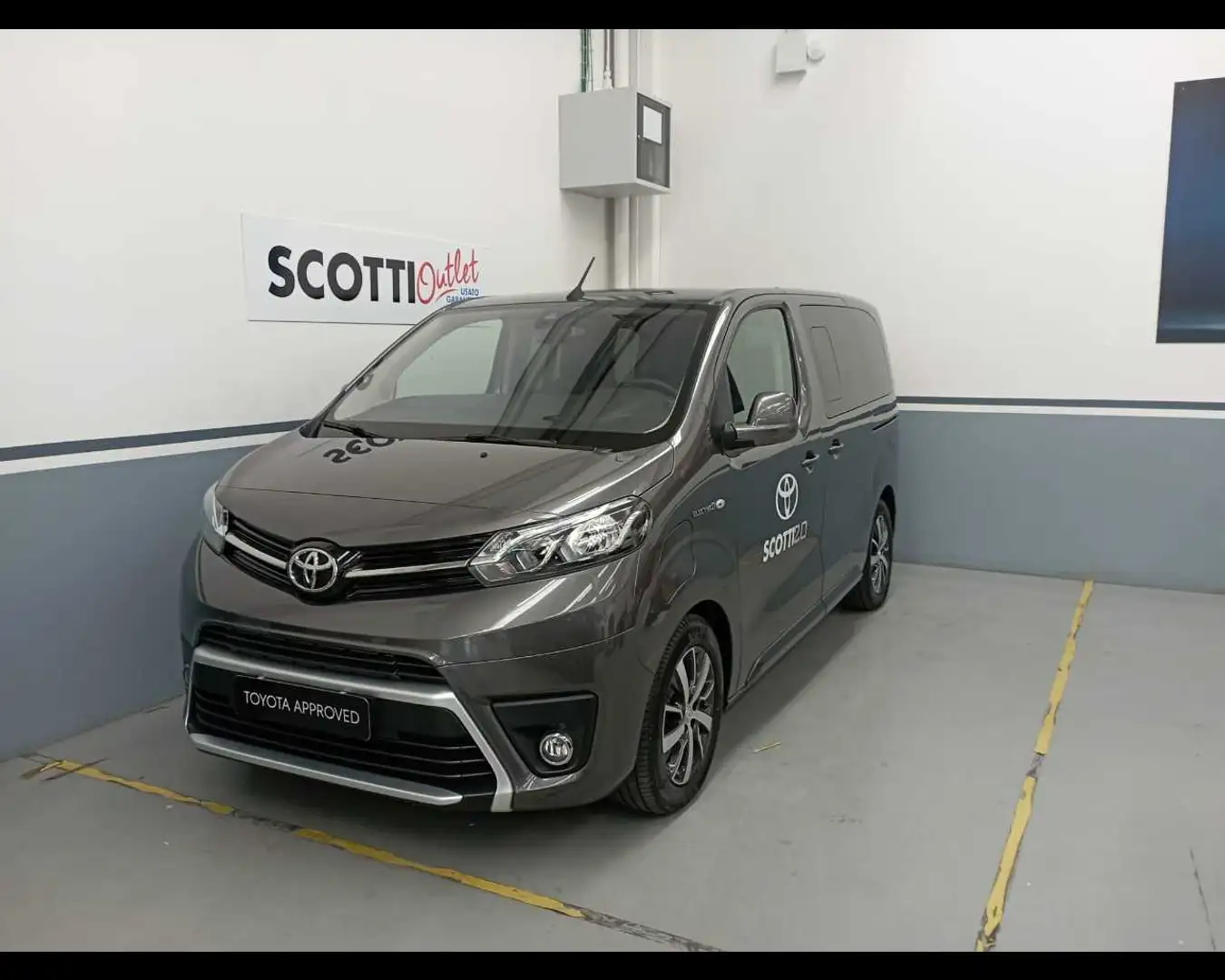 Toyota Proace VERSO EV L0 50KWH EXE22 Gris - 1
