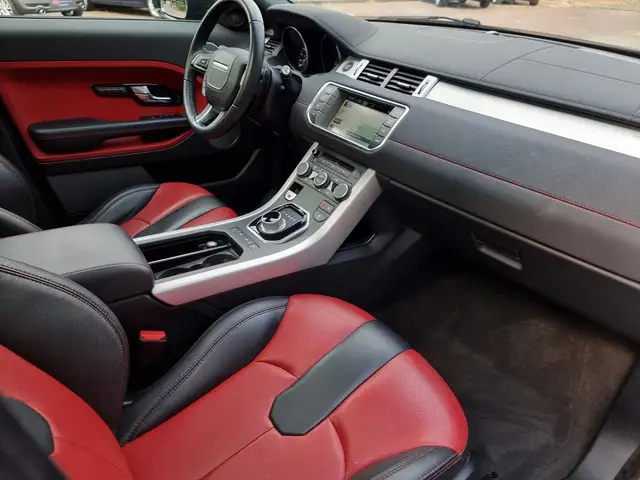 Land Rover Range Rover Evoque view 27