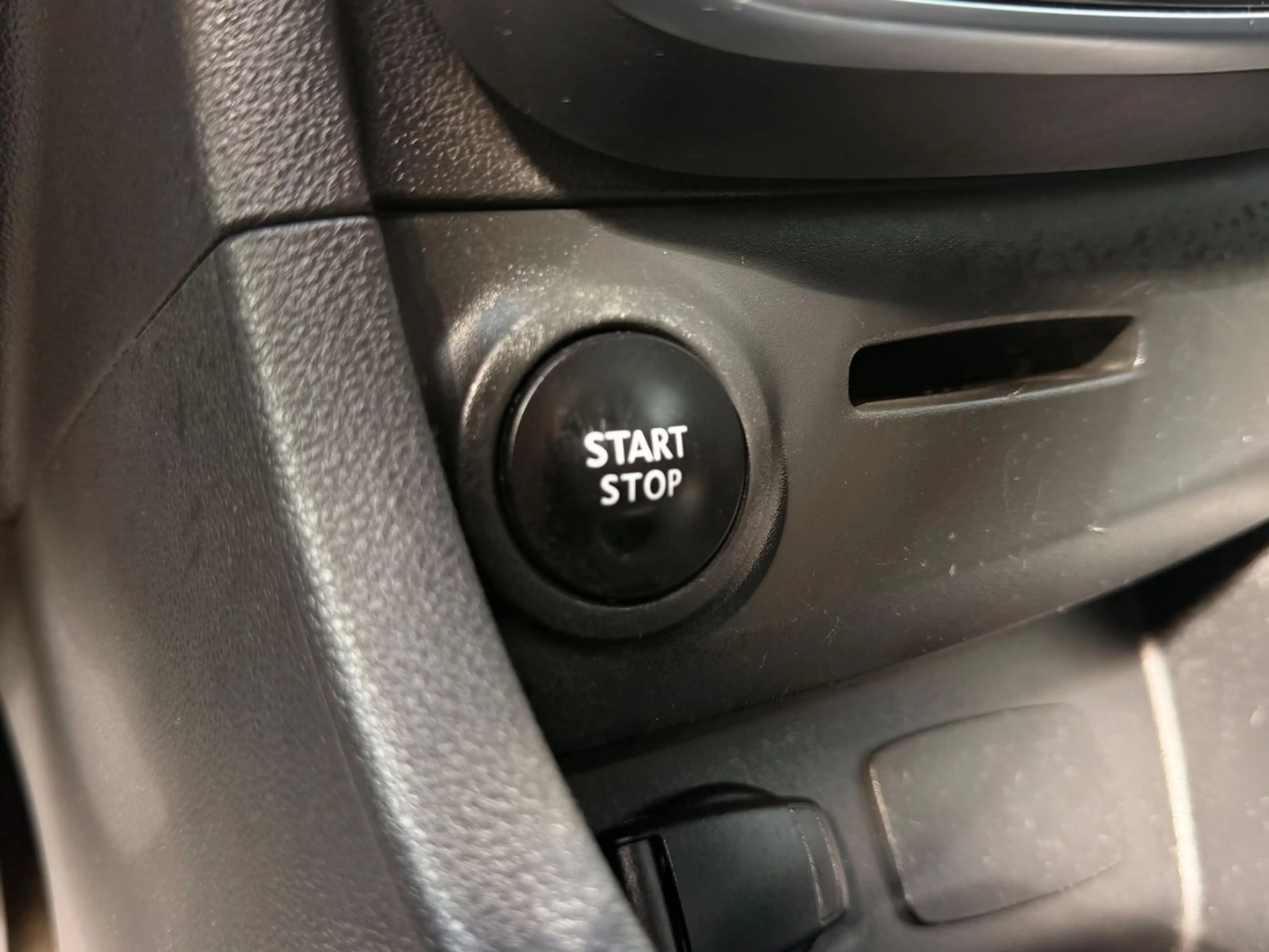 Renault Clio IV Limited* I-Hand*Klimaautomatik* — photo 12