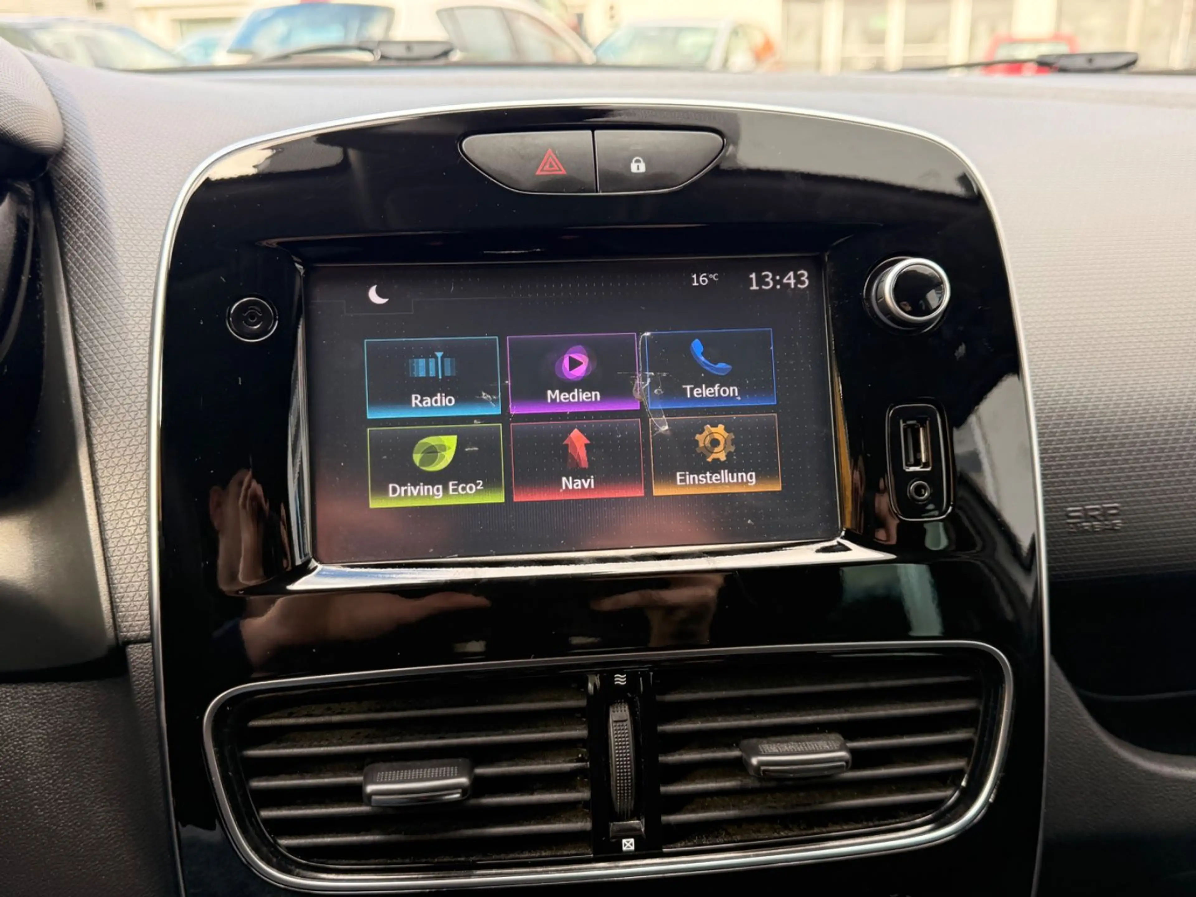 Renault Clio IV Limited* I-Hand*Klimaautomatik* — photo 14