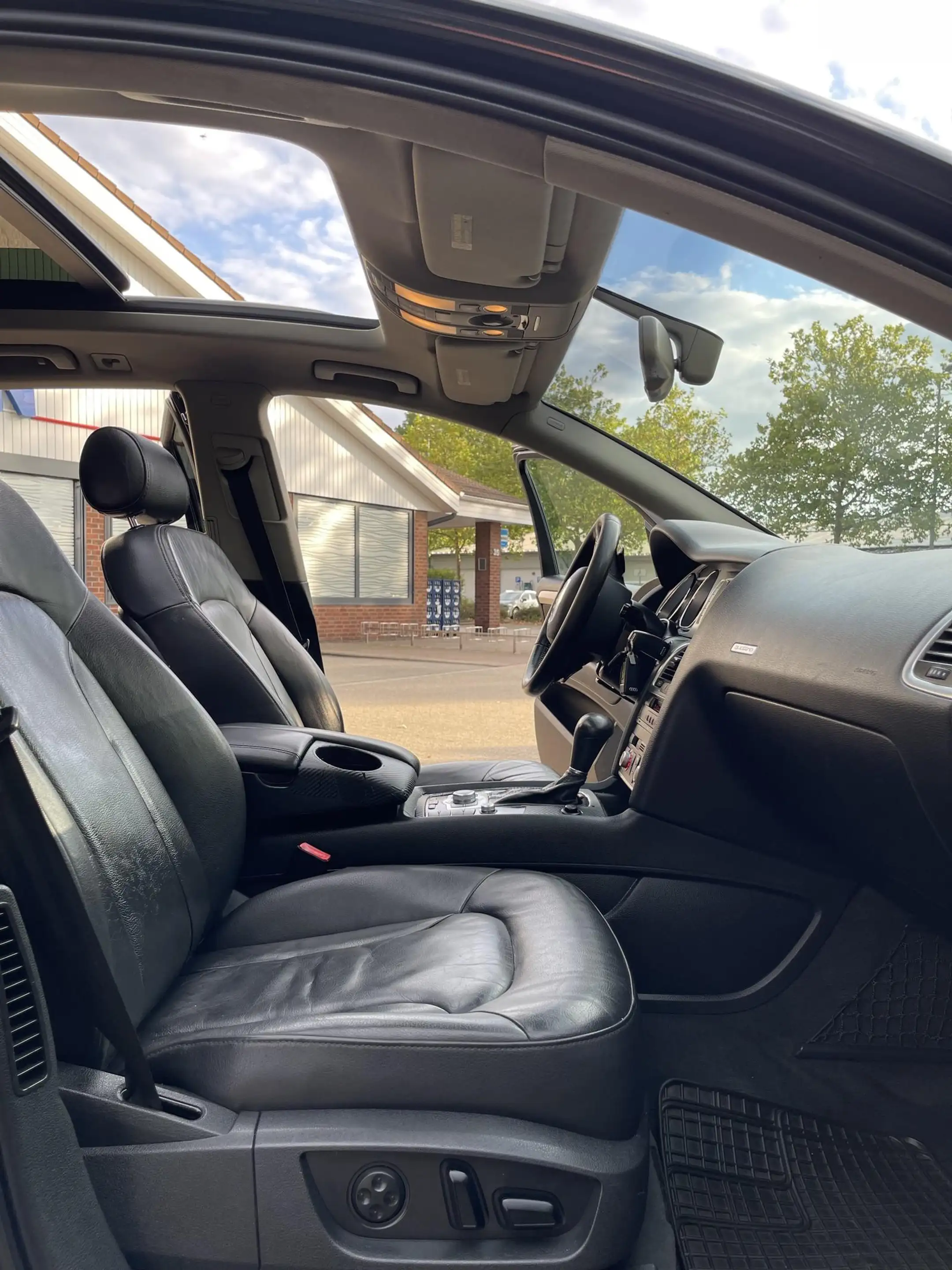 Audi Q7 3.0 TFSI quattro tiptronic+ TÜV NEU+ PANO+ PD+ SHZ — photo 14