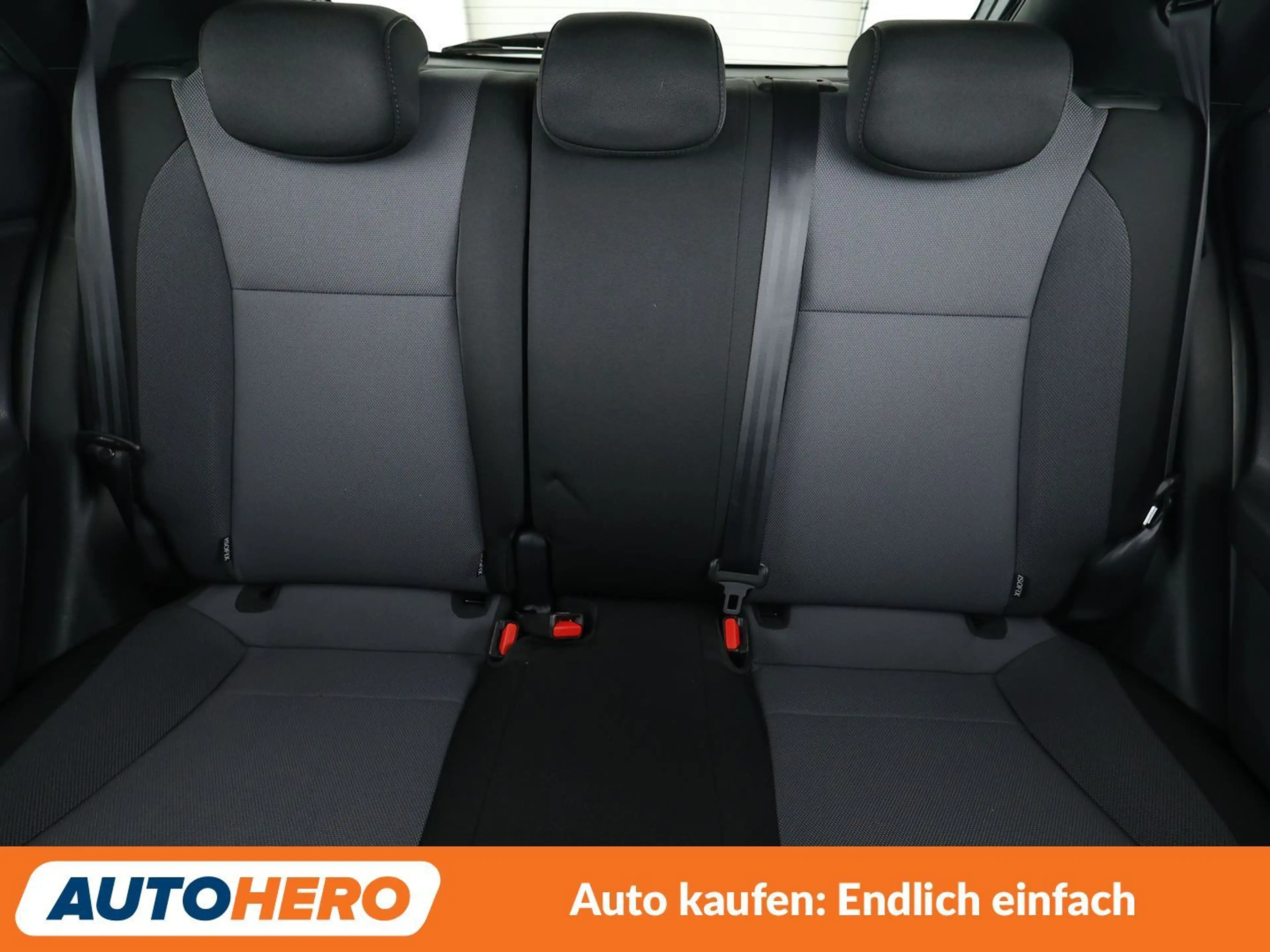 Hyundai i20 1.2 YES! *TEMPOMAT*CAM*SHZ*PDC* — photo 15